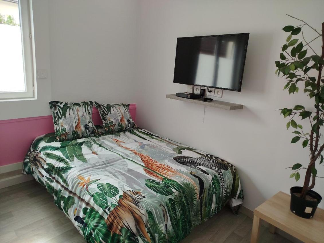 Maison Pink Flamingo Aeroport Tille 2 A 4 Personnes Esterno foto